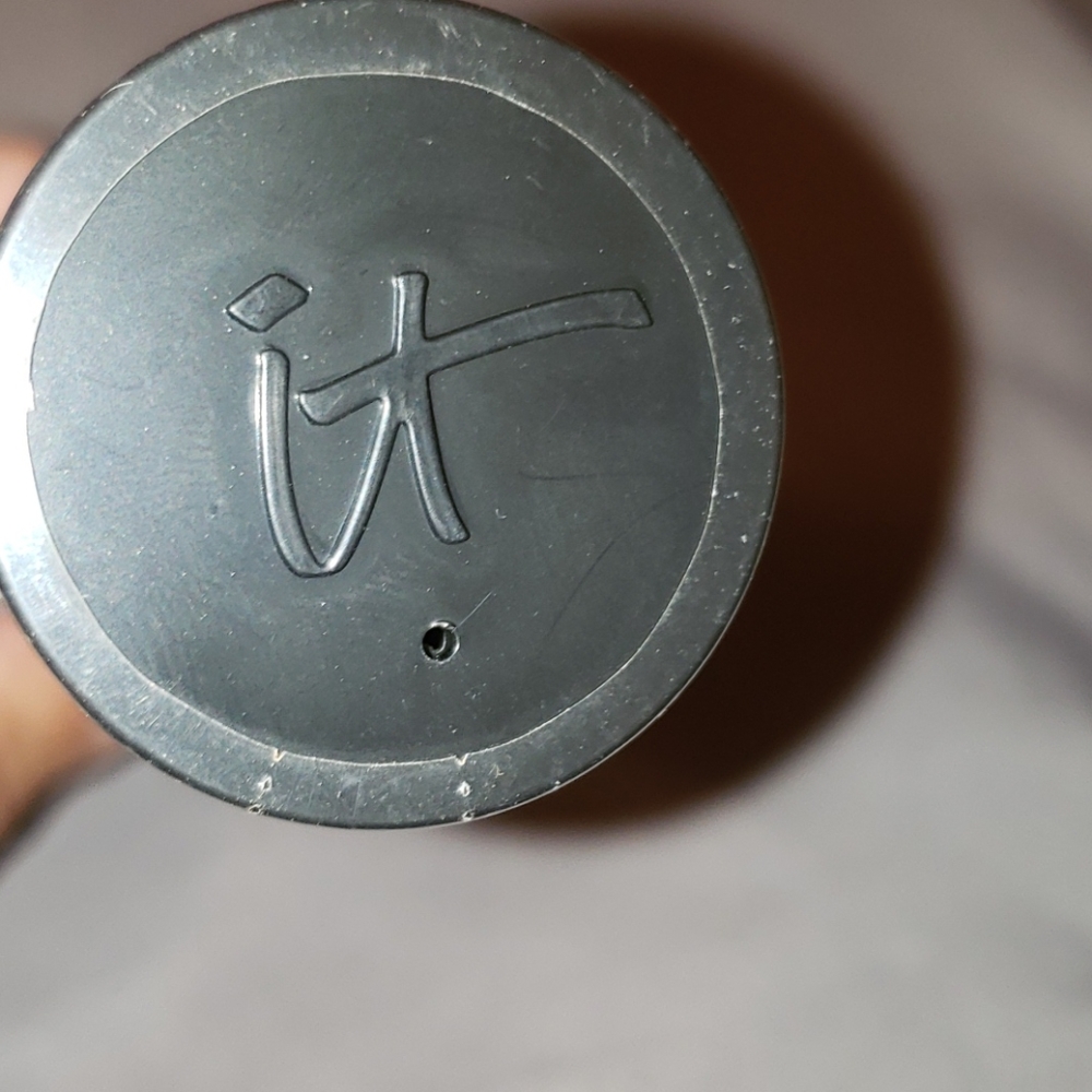 IT Cosmetics brush - Picture 3 of 5